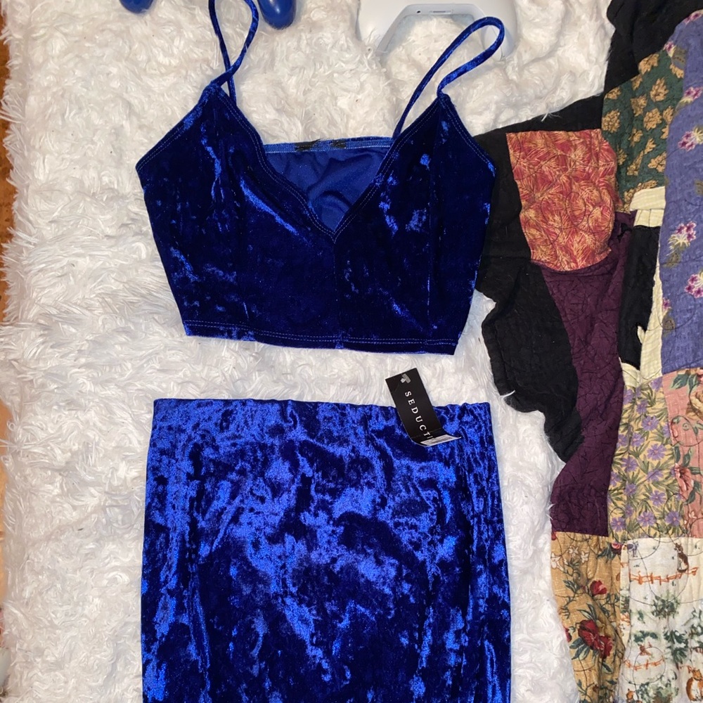 blue velvet 2 piece